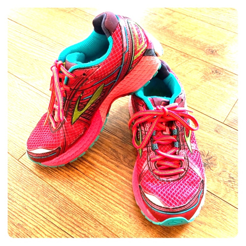 Brooks Gts